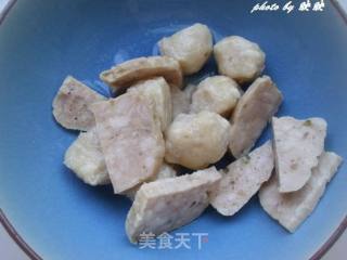 快手早餐——韭菜肉丸煮米粉的做法步骤：1