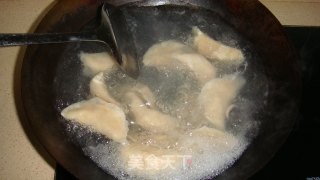 杏鲍菇肉馅饺子的做法步骤：8