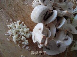 蘑菇大葱煎饼的做法步骤：4