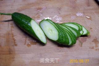 孔雀开屏喜迎宾的做法步骤：2