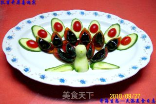 孔雀开屏喜迎宾的做法步骤：8
