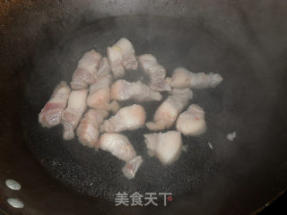 土豆烧肉的做法步骤：4