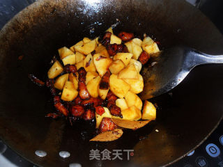 土豆烧肉的做法步骤：6
