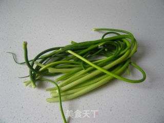 腊肉豌豆煲仔饭的做法步骤：2