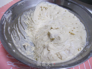 酥香肉松卷的做法步骤：2