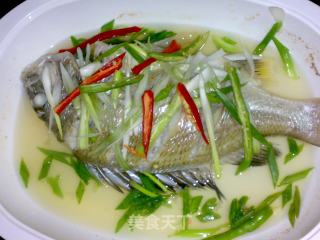 鲜味蒸鱼的做法步骤：8