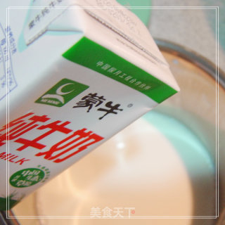 换一种模具换一种心情----焦糖鸡蛋布丁的做法步骤：1