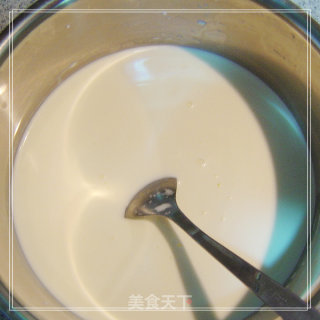 换一种模具换一种心情----焦糖鸡蛋布丁的做法步骤：3