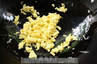 韭菜花炒鸡蛋的做法步骤：4