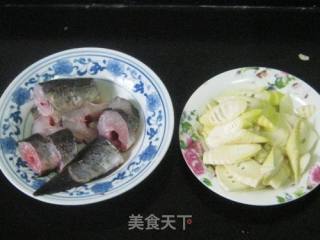 春笋黑鱼汤的做法步骤：2