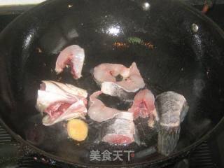春笋黑鱼汤的做法步骤：4