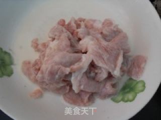 肉片炒双菇的做法步骤：3