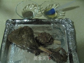 烤羊腿的做法步骤：6
