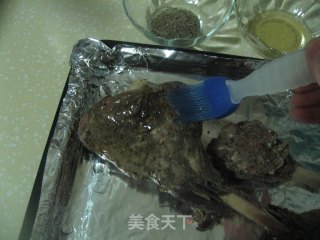 烤羊腿的做法步骤：7