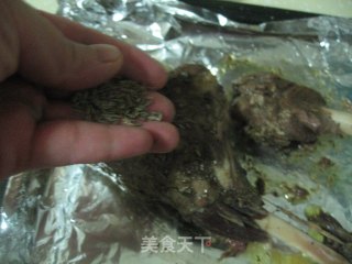 烤羊腿的做法步骤：8