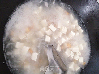 干贝豆腐汤的做法步骤：4