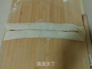 葱油千层饼的做法步骤：8
