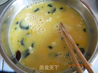 皮蛋肠的做法步骤：4