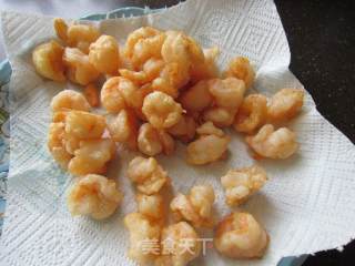菠萝虾球的做法步骤：5