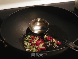 鱼香凤爪的做法步骤：4