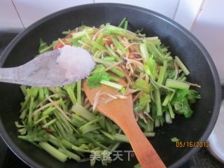 茄汁新三丝的做法步骤：7