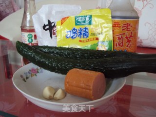 夏日清爽凉菜------拌黄瓜的做法步骤：1