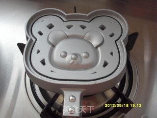 可爱小熊华夫饼的做法步骤：5