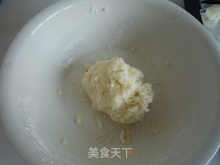 蛋白椰蓉球的做法步骤：2