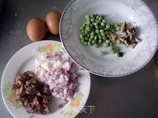 5.18 今日早餐--蛋包饭的做法步骤：1