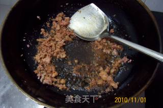 泡椒肉糜炒凉粉的做法步骤：2