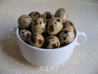 卤鹌鹑蛋的做法步骤：7