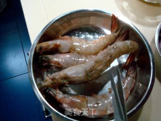铁板焅大虾的做法步骤：1