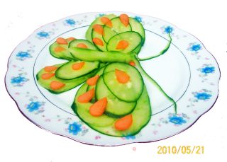 糖醋黄瓜花蝴蝶的做法步骤：11