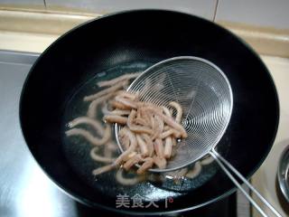 烂蒜烩肚丝的做法步骤：1
