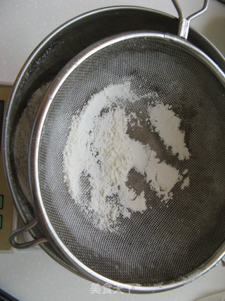 自制健康小零食——【可可杏仁饼干】的做法步骤：5