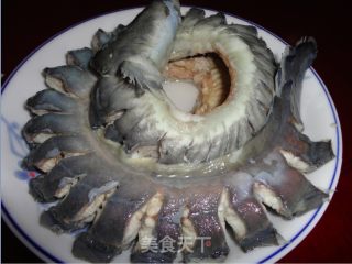 鼓汁河鳗的做法步骤：1