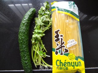 凉拌玉米面的做法步骤：1