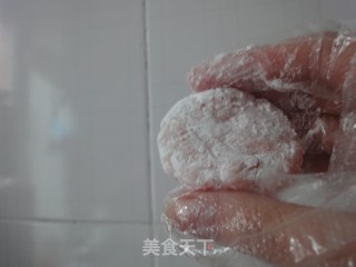 虾肉核桃芝麻饼的做法步骤：13
