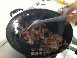 葱爆羊肉的做法步骤：4