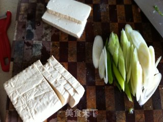 香煎家常豆腐的做法步骤：1