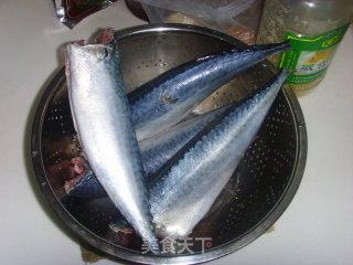 番茄青鱼的做法步骤：2