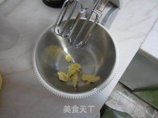 自创版焦饼（试验打蛋器之作品）的做法步骤：2