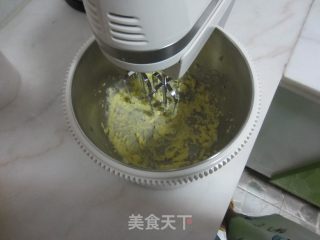 自创版焦饼（试验打蛋器之作品）的做法步骤：3
