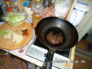 水煮牛肉片的做法步骤：3