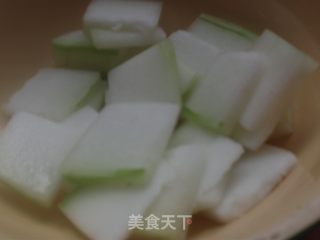 冬瓜小排汤的做法步骤：2