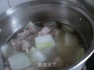 冬瓜小排汤的做法步骤：4