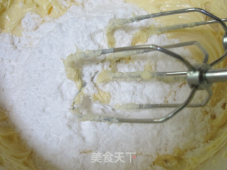 杏仁小酥饼的做法步骤：3