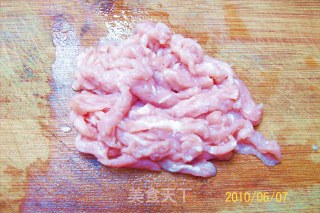 《缕缕情丝述衷肠》‘缕缕青丝素中肠’的做法步骤：4