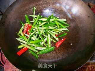 心蓝手制私房菜【正宗湖南小炒肉】——为正在消失的传统干杯的做法步骤：2