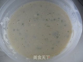 葱花鸡蛋饼的做法步骤：3